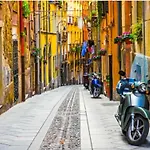 Alghero Palazzo dAlbis in pieno centro per 8 persone