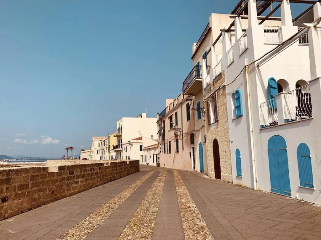 Palazzo Dalbis In Pieno Centro Per 8 Persone Alghero