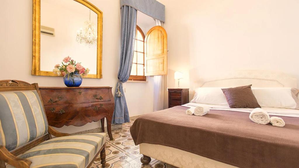 Palazzo Dalbis In Pieno Centro Per 8 Persone Appartamento *