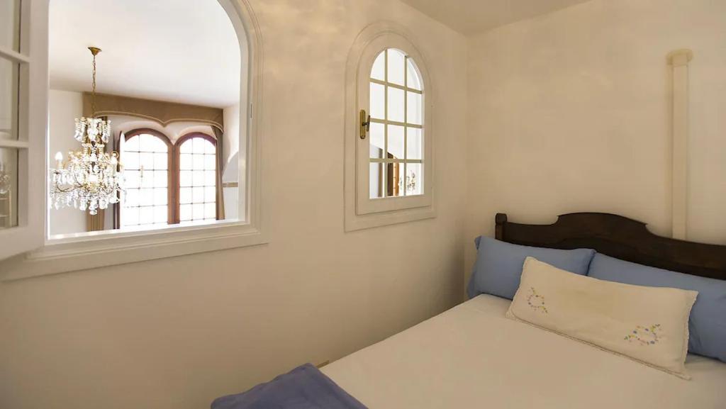 Palazzo Dalbis In Pieno Centro Per 8 Persone Appartamento Alghero